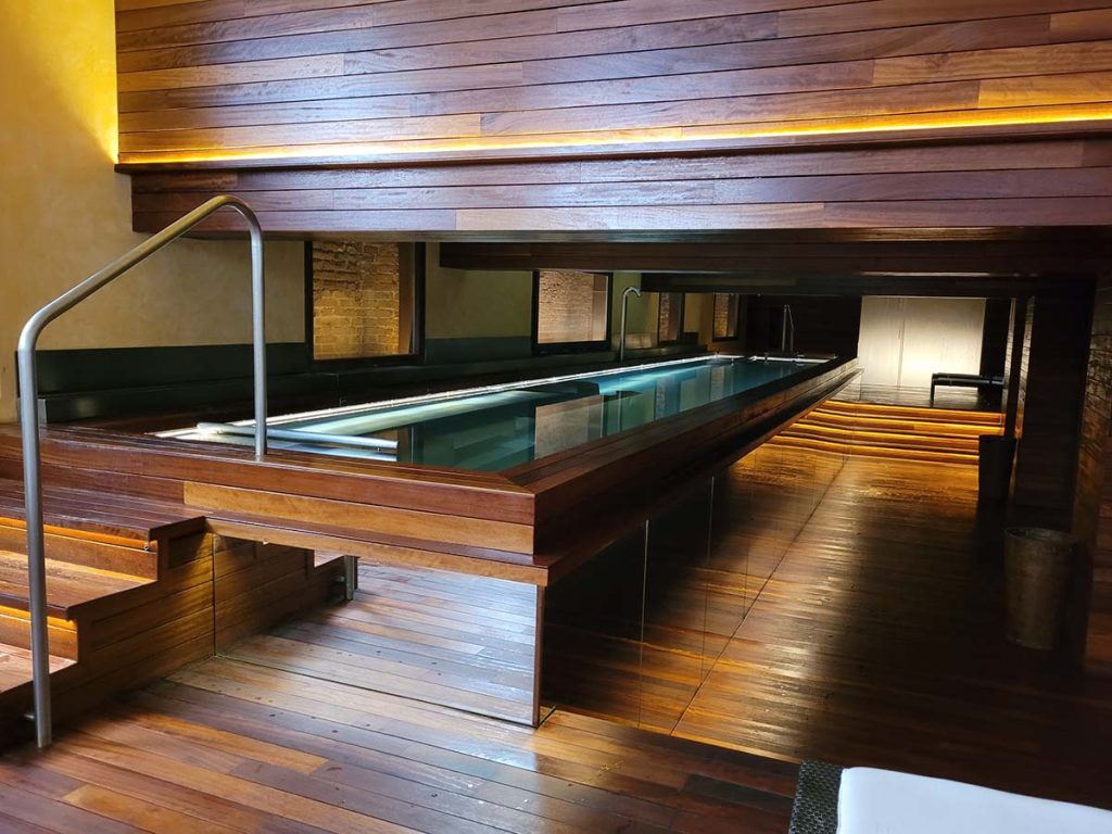 The indoor hydrotherapy pool and relaxation area at the luxury Urso Hotel Spa in Madrid